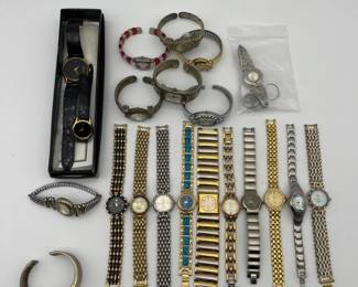 71 CostumeJewelryWatchesManyforRepair