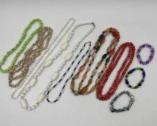 72 ColorfulCollectionofBeadedNecklacesBraceletsinNaturalBeads