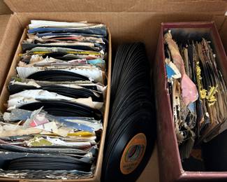 Over 250 45 lp vinyls. From the late 1960's to the middle 1970's. Good condition. Many have no dust jackets, some have ragged dust jackets, a few have good ones.