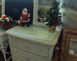 Wicker bedroom set