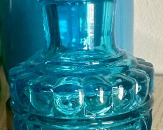 Very rare Baccarat Crystal Perfume Bottle "Russian Molding" in excellent condition.