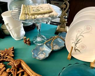 Italy blue pottery divided dish with twisted handle. Vintage pagoda table topper and 4 napkins. Vintage brass dolphin lamp.