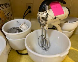 Working Vintage SunBeam mixer with attachments