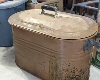1930s Vintage Copper Boiler Washtub with Wooden Handles and Lid