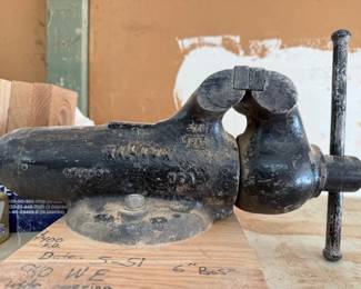 Vintage Wilton Bullet Vise. 