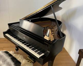 1969 Steinway & Sons Grand Piano Ebony Satin - Model L - 5' 10" -signed by John Steinway - excellent condition