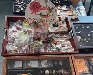 Jewlery and more!