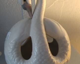 Lladro Swan