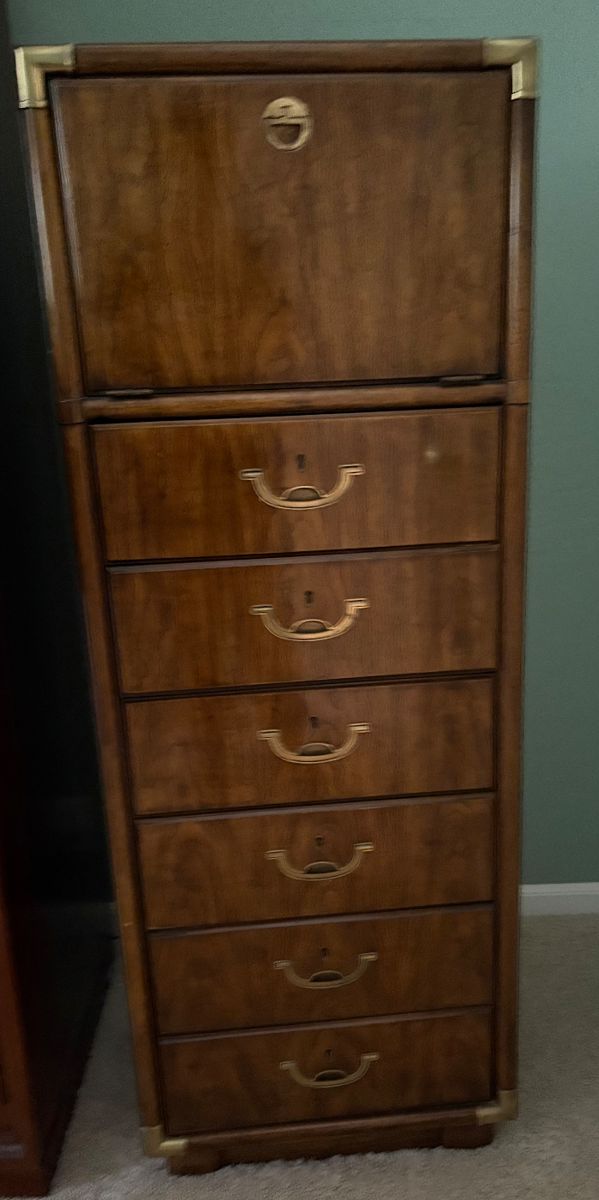 GORGEOUS MCM Drexel Accodale Dresser/Butler/Lingerie Cabinet 