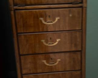 GORGEOUS MCM Drexel Accodale Dresser/Butler/Lingerie Cabinet 