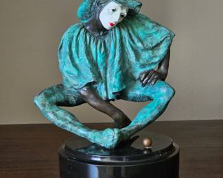 Richard McDonald bronze sculpture "Harlequin"