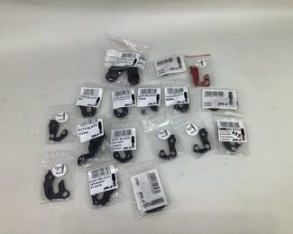 More than 10 Pilo derailleurs including: D326 for Salsa, D349 for Mongoose, D375 for Kona and more. See photos for more details. Shipping-YES