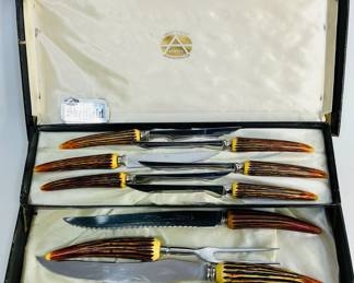 Armack Sheffield Knife Set, Stainless Steel, includes (6) steak knives, carving set, and bread knife, all in original box. Shipping-YES