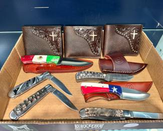 Knife and Wallet Collection Orlando Estate Auction