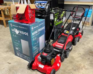 Lawn Mowers, Mini Refrigerators, Air Compressor and Caulking Orlando Estate Auction