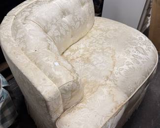 Vintage lounge chair