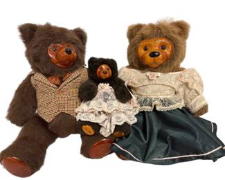 008 Robert Raikes Vintage Collectible Teddy Bears