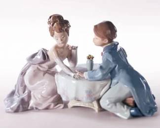 LLADRO #6630 A LITTLE ROMANCE