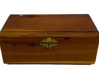 1360 - Wood Box 5 x 9 x 4
