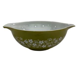 322 - Pyrex Crazy Daisy Batter Bowl 4.5 x 10.5
