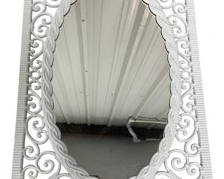 2070 - Wicker Mirror 24 x 17

