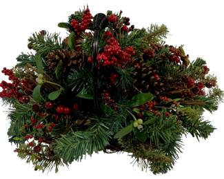 1095 - Christmas Basket 16 x 16 x 12
