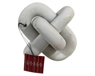 1529 - Decorative Knot 7 x 6
