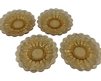 915 - 4 Amber Plates w/ Grapevine 6"
