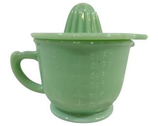 2239 - Jadeite 2 pc Juicer 6 x 5
