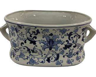 1480 - Blue & White Large Tub 9 x 19 x 13

