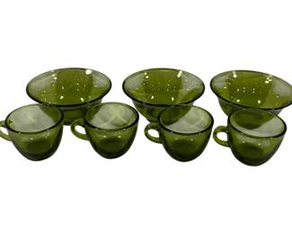 996 - Assorted Vintage Green Glassware
