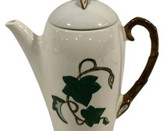 1511 - Metlox Poppy Trail Ivy Coffeepot 11"
