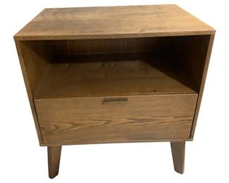 2530 - One Drawer End Table 27 x 25 x 19
