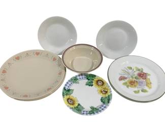 1089 - 11 Assorted Corelle Dishes
