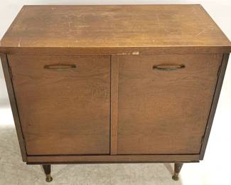 2579x - Mid-Century 2 Door Cabinet 31" x 34" x 18"
