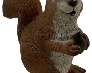 712 - Squirrel Statue 8 x 8 x 4
