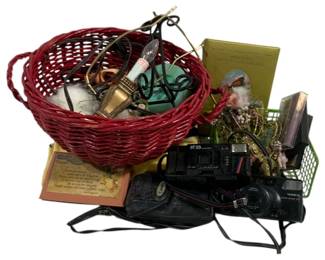 1169 - Assorted Items
