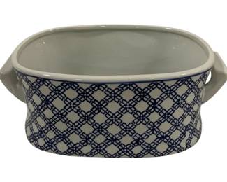 1491 - Blue & White Small Tub 6 x 15 x 9
