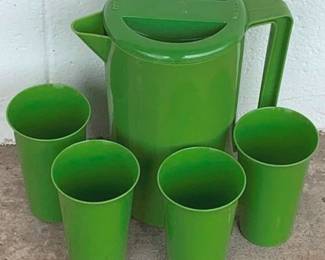 929x - Avocado Plastic Lemonade Set
