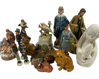 1194 - Assorted Figures
