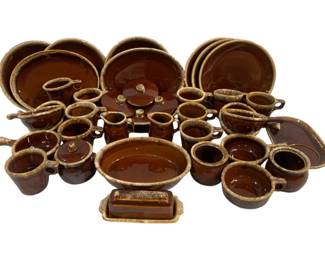 1185 - 38pc Set Hull Oven Proof Dinnerware
