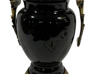 1051 - Vase with Stand 15"
