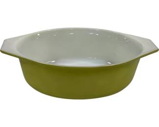 444 - Vintage Pyrex Casserole Dish in Avocado Green 10.5 x 7 x 3 - 1 1/2 qt
