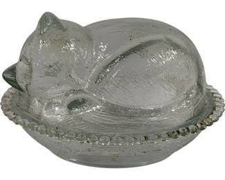 500 - Clear Glass Cat on Bed Dish 7 x 5.5 x 6
