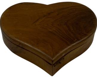 1377 - Wood Heart Trinket Box 9 x 8
