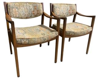 2509 - Pair Gunlocke Upholstered Arm Chairs 31 x 23 x 23
