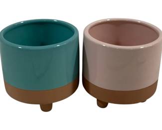 1537 - 2 Planters 4 x 4
