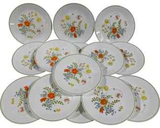 768 - 14 Corelle Dinner Plates 10.25"
