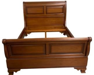 2162 - Sleigh Queen Size Bed Frame 55 x 66 x 93
