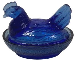 1637 - Vintage Cobalt Blue Glass Hen on Nest 4 x 3
